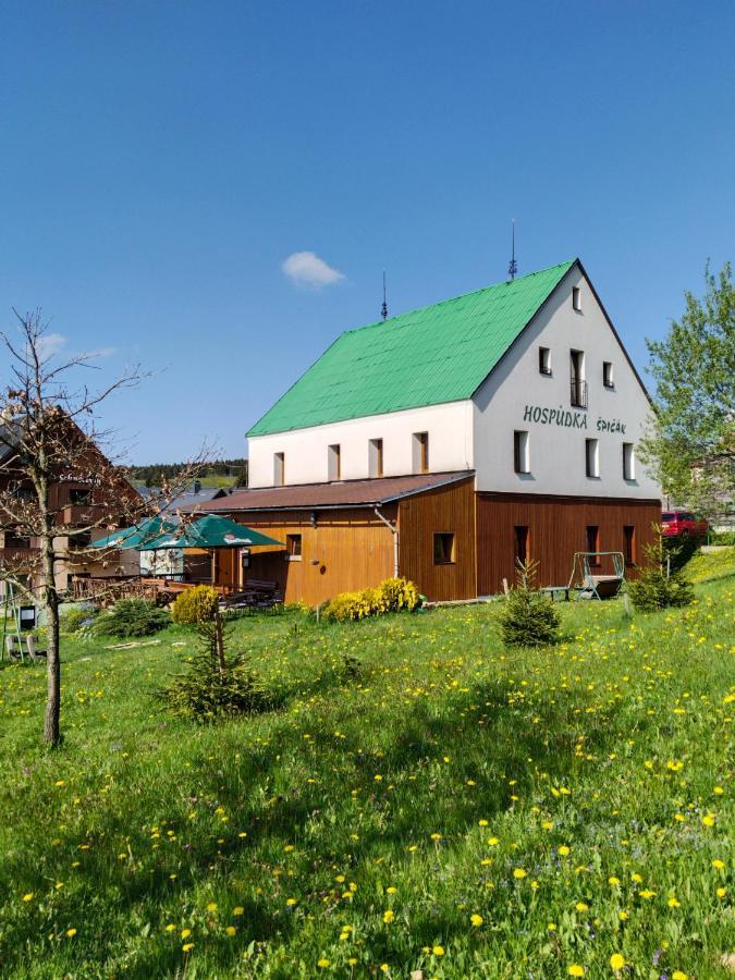 Penzion Spicak Apartment Bozi Dar Luaran gambar